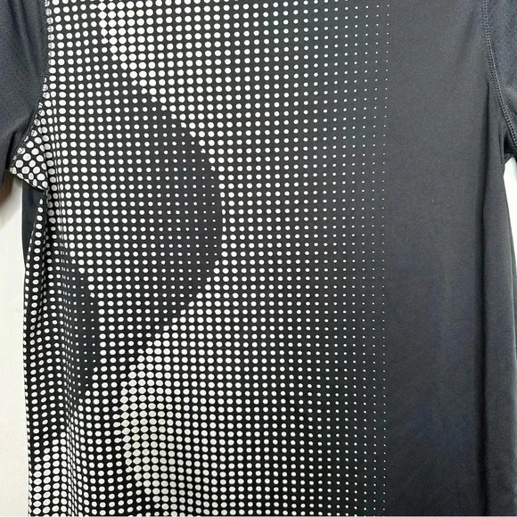 Athletic Works T-Shirt Black & White Mesh Back Size Extra Large - Picture 7 of 16